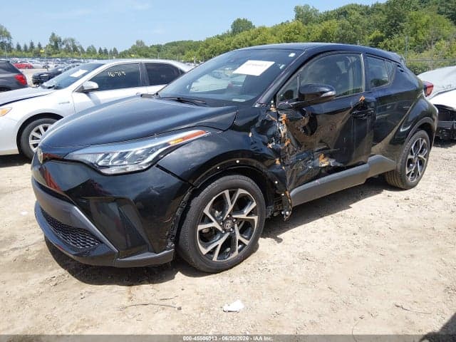 2020 TOYOTA C-HR XLE 2
