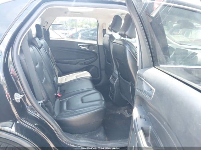2022 FORD EDGE TITANIUM 8