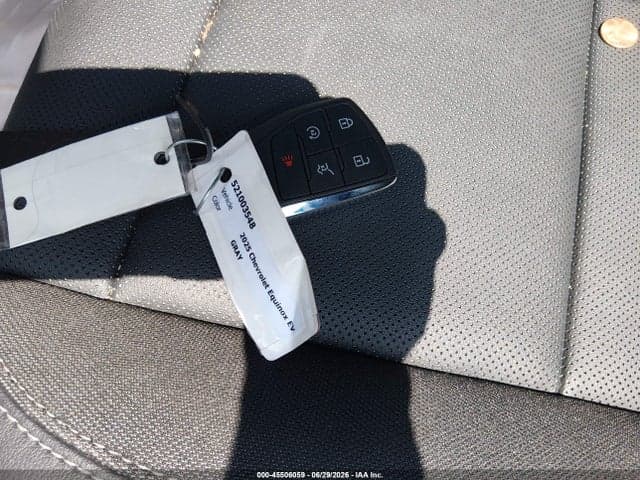 2025 CHEVROLET EQUINOX EV LT 2 11