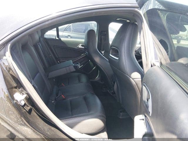 2018 MERCEDES-BENZ CLA 250 8