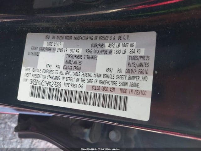 2017 MAZDA MAZDA3 GRAND TOURING 9
