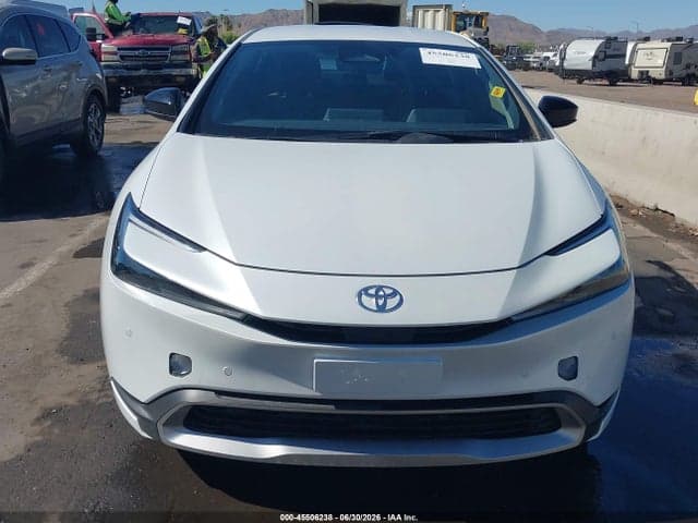 2026 TOYOTA PRIUS PLUG-IN HYBRID SE 12