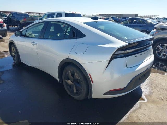 2026 TOYOTA PRIUS PLUG-IN HYBRID SE 3