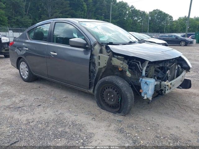 2019 NISSAN VERSA 1.6 SV 1