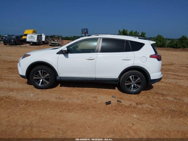 2018 TOYOTA RAV4 XLE 14