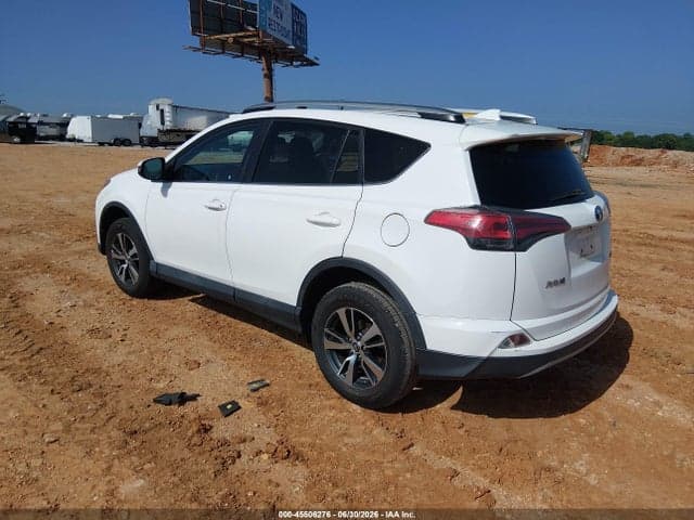 2018 TOYOTA RAV4 XLE 3