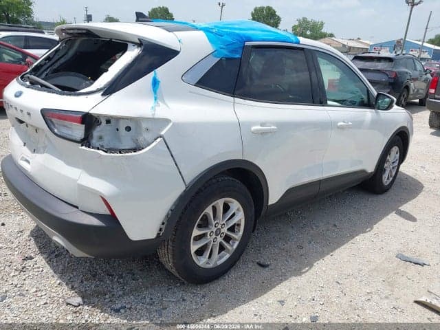2020 FORD ESCAPE SE 4