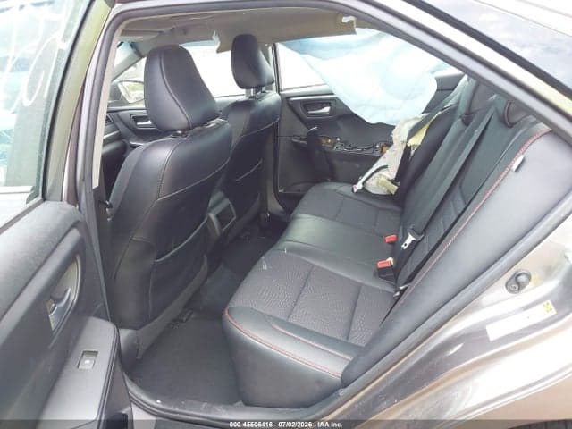 2017 TOYOTA CAMRY SE 8