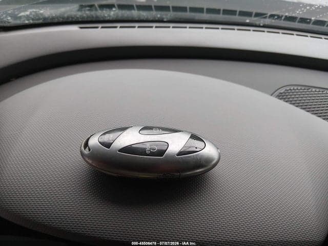 2024 HYUNDAI ELANTRA SEL 11