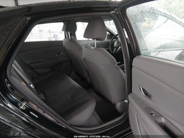 2024 HYUNDAI ELANTRA SEL 8