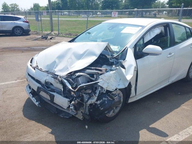 2020 TOYOTA PRIUS LE 6
