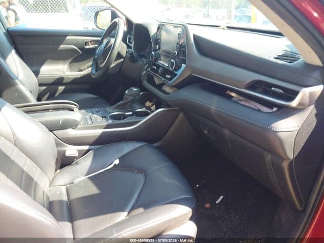 2022 TOYOTA HIGHLANDER XLE 5