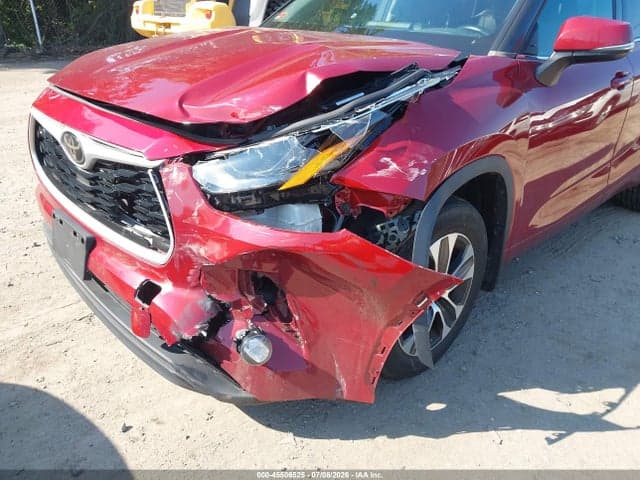 2022 TOYOTA HIGHLANDER XLE 6