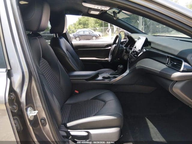 2021 TOYOTA CAMRY SE 5