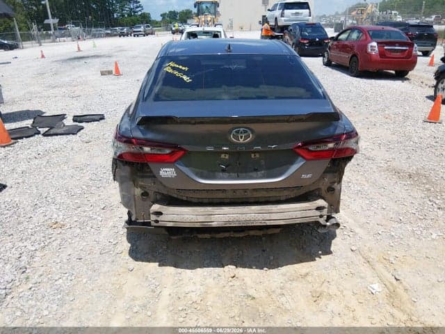 2021 TOYOTA CAMRY SE 6