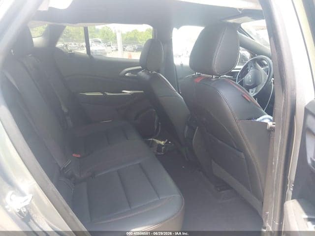 2025 CHEVROLET TRAX FWD 2RS 8