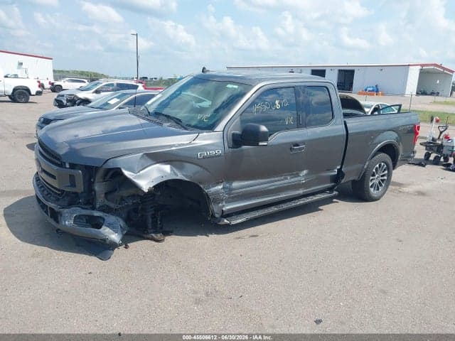 2019 FORD F-150 XLT 2