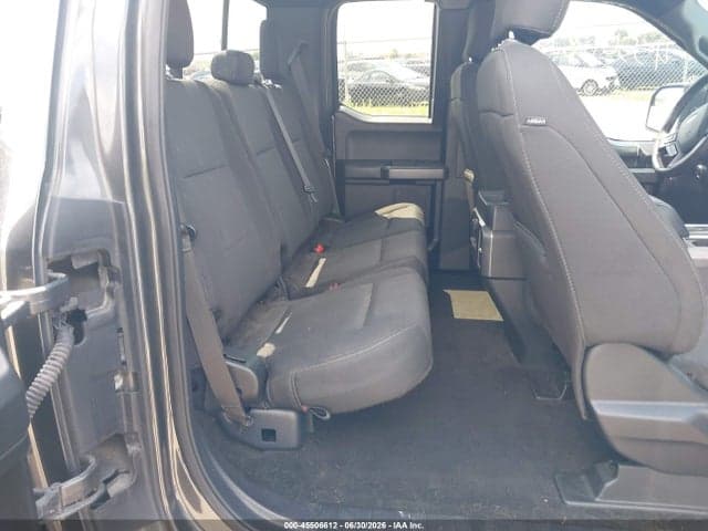 2019 FORD F-150 XLT 8