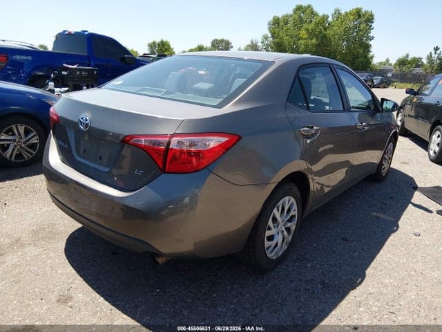 2019 TOYOTA COROLLA LE 4
