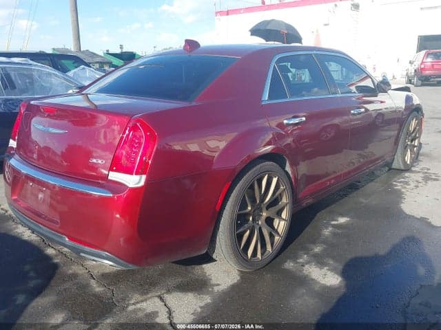 2020 CHRYSLER 300 LIMITED 4