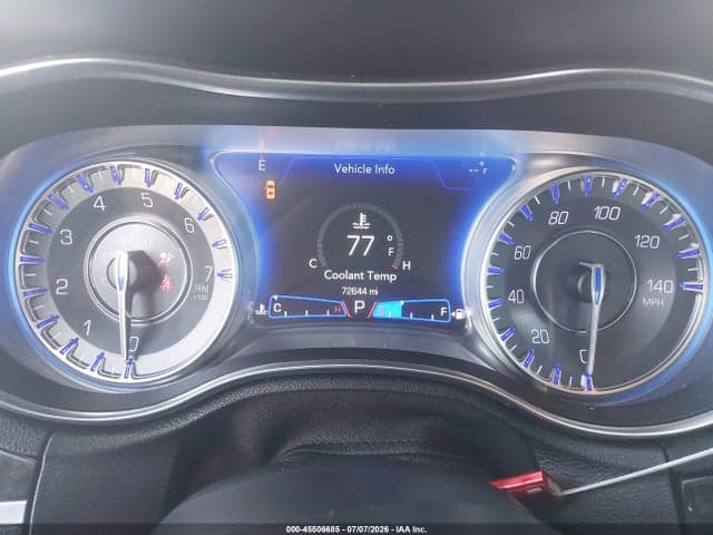 2020 CHRYSLER 300 LIMITED 7