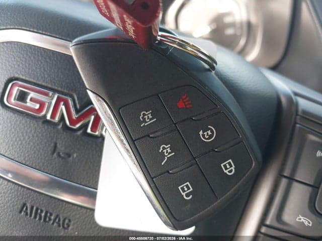 2021 GMC YUKON 4WD AT4 11
