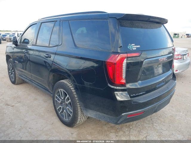 2021 GMC YUKON 4WD AT4 3