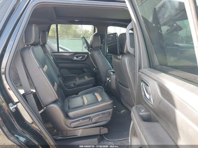 2021 GMC YUKON 4WD AT4 8