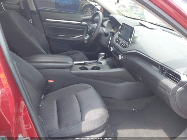 2022 NISSAN ALTIMA SV FWD 5