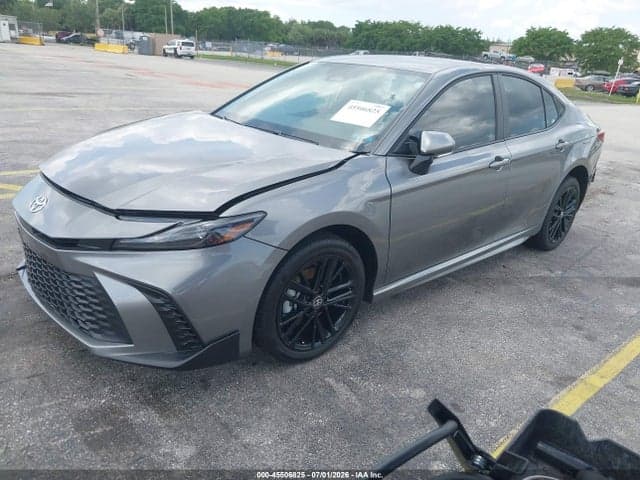 2026 TOYOTA CAMRY SE 2