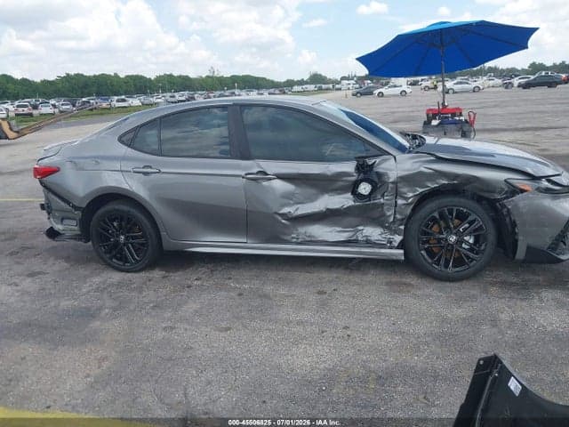 2026 TOYOTA CAMRY SE 6