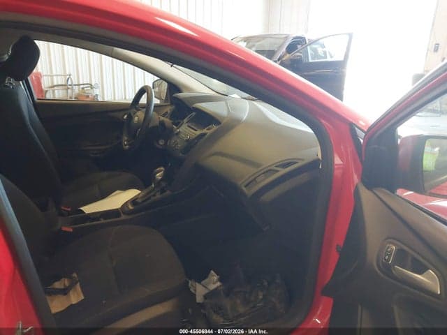 2017 FORD FOCUS SE 5