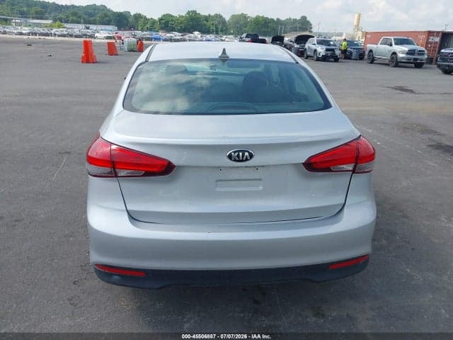 2017 KIA FORTE LX 17