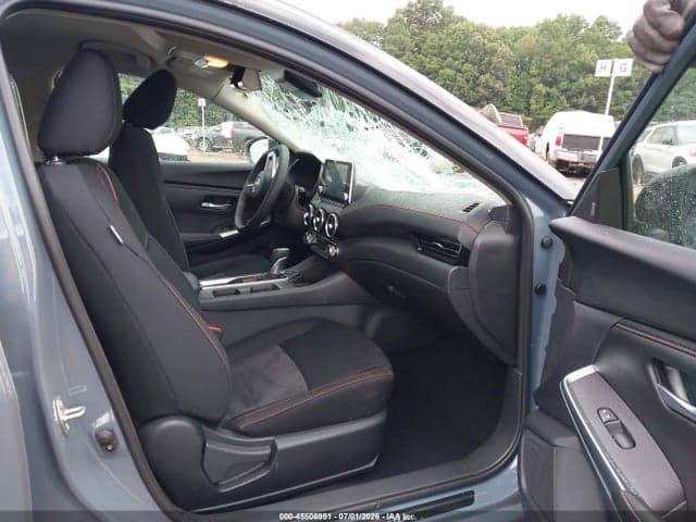 2025 NISSAN SENTRA SR 5