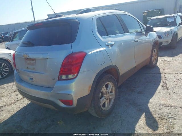 2019 CHEVROLET TRAX LT 4