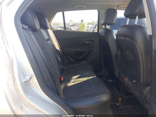 2019 CHEVROLET TRAX LT 8