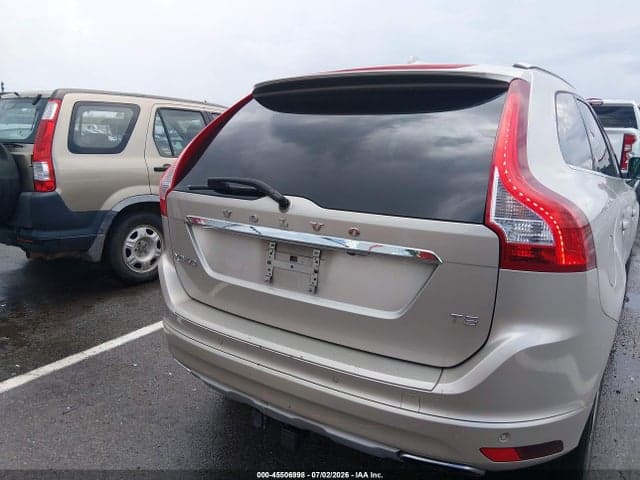 2017 VOLVO XC60 T5 INSCRIPTION 16