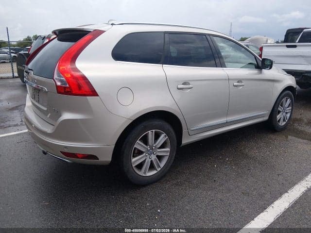 2017 VOLVO XC60 T5 INSCRIPTION 4