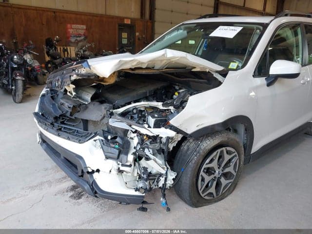 2022 SUBARU FORESTER PREMIUM 17