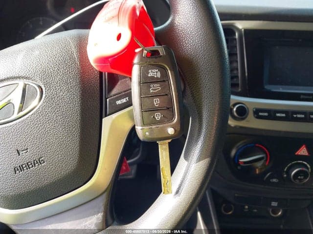 2019 HYUNDAI ACCENT SE 11