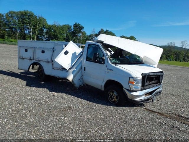 2019 FORD E-350 CUTAWAY 1