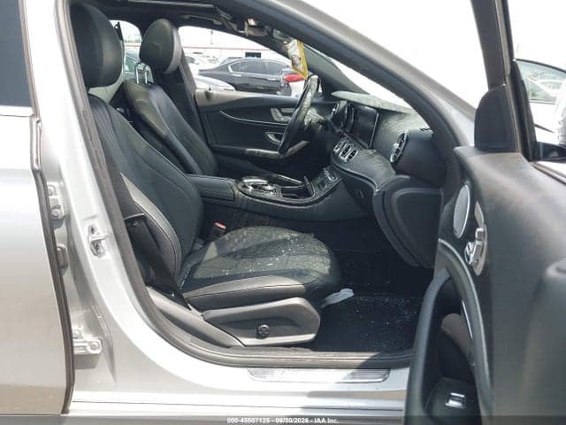 2019 MERCEDES-BENZ E 300 4MATIC 5