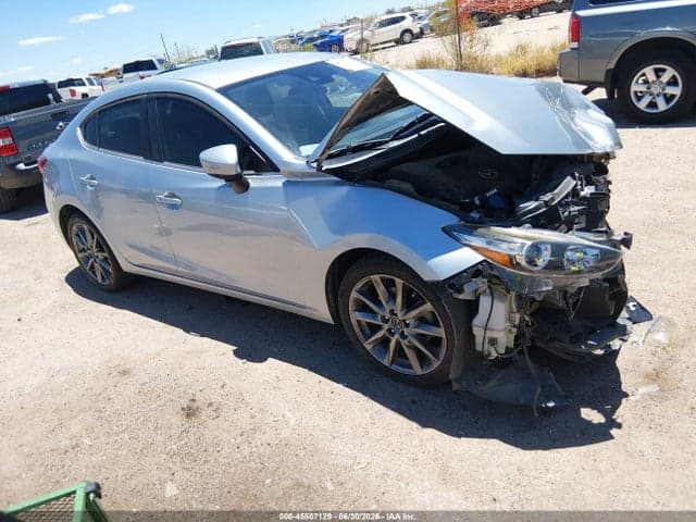 2018 MAZDA MAZDA3 TOURING