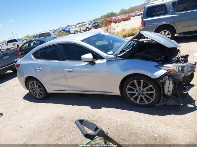 2018 MAZDA MAZDA3 TOURING 13