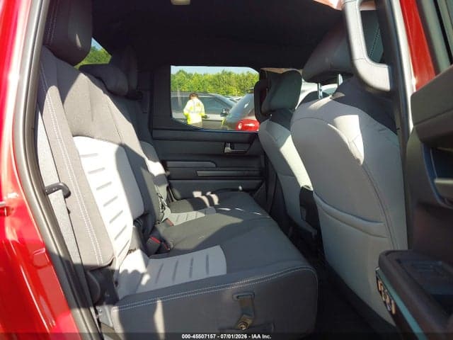 2025 TOYOTA TACOMA TRD SPORT 8