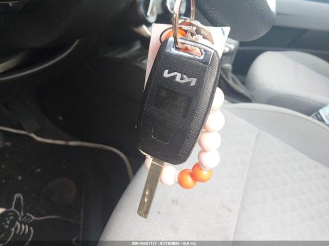 2022 KIA RIO S 11