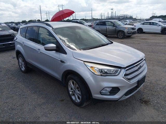 2017 FORD ESCAPE SE 1