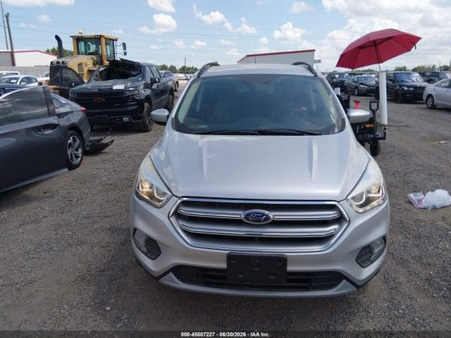 2017 FORD ESCAPE SE 6