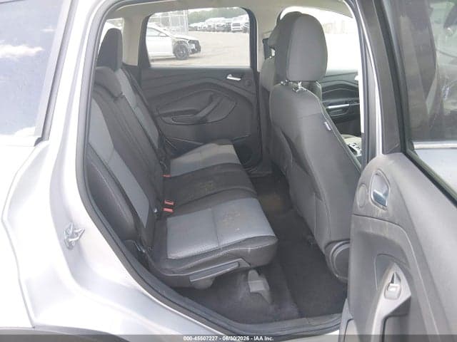 2017 FORD ESCAPE SE 8