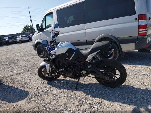 2017 YAMAHA FZ09 14